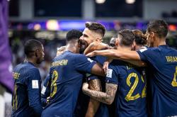 华体会登录-精彩对决，欧洲杯赛事引发球迷狂热