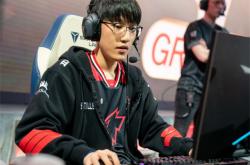 华体会官方入口-包含RNG翻盘IG，Doinb拿下关键大龙顶尖较量八强赛，强势挺进下一轮的词条