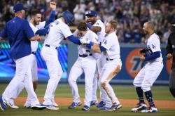 HuaTiHui-法国队翻盘印度队，桃田贤斗带队取胜