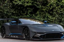 HTH Sports-绿茵与球场的双重奏，德甲争冠焦点战与步行者淘汰新疆队的竞技启示