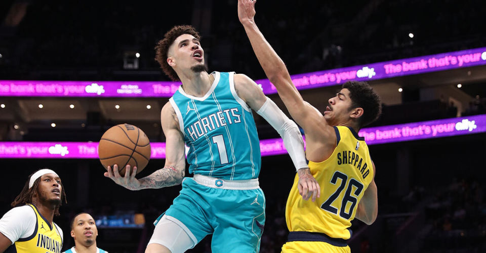 黄蜂挑战步行者，追求客场胜利