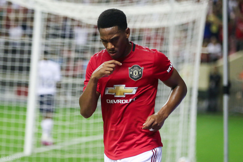 曼联遭南安普敦逼平，夺冠希望再遭重创！