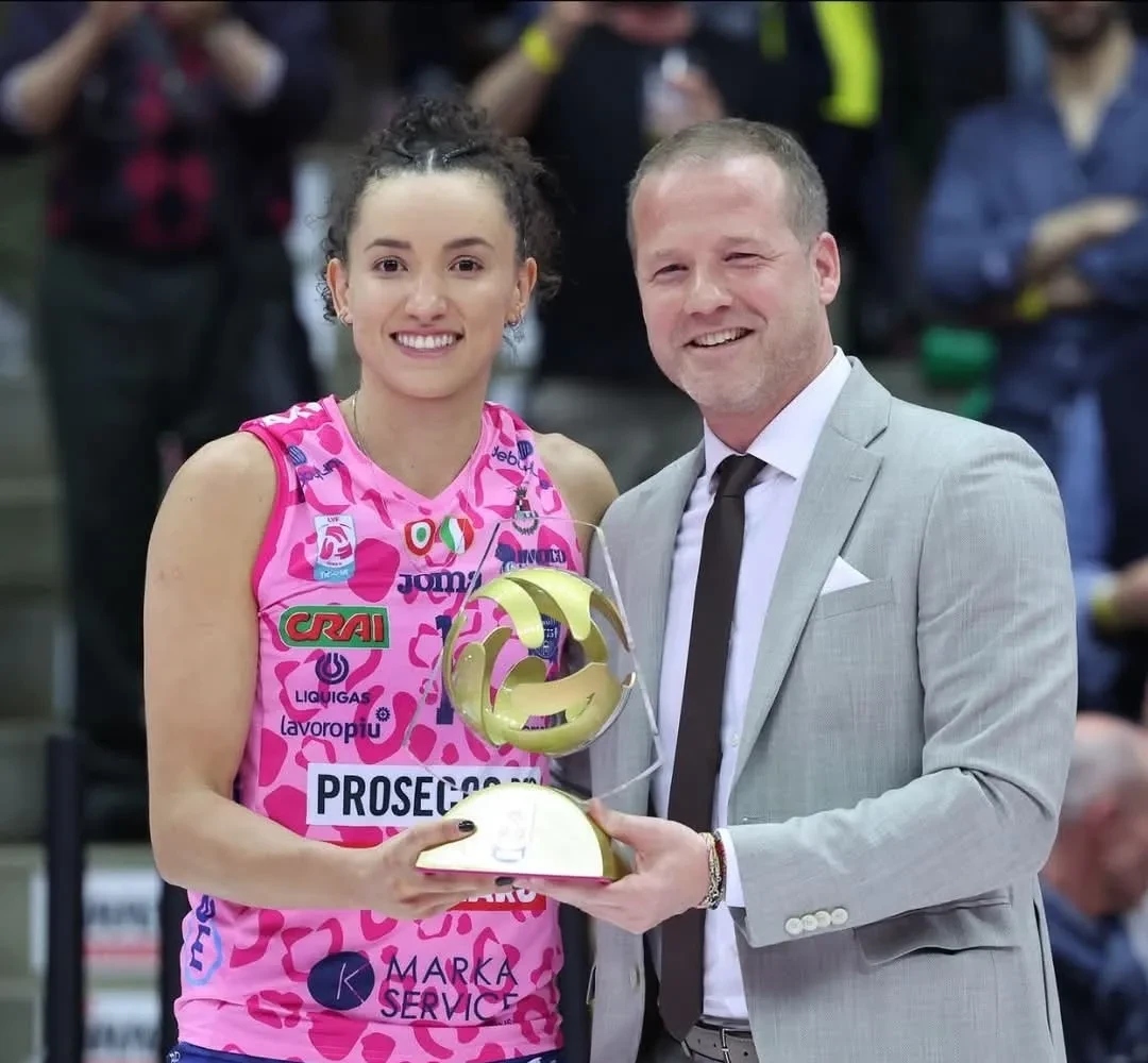 阿根廷女排力克意大利，进入四强